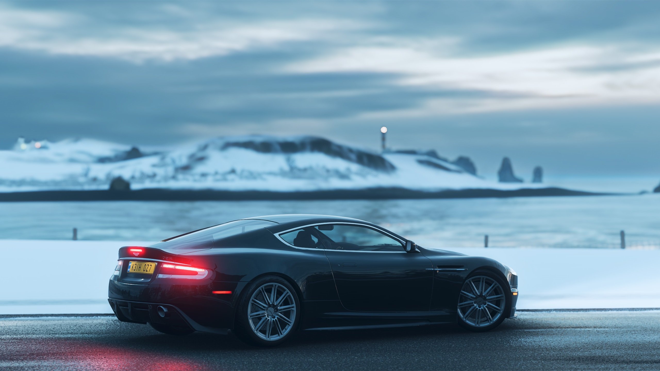 “德甲领跑球队状态火热,豪取多连胜”,德甲队员