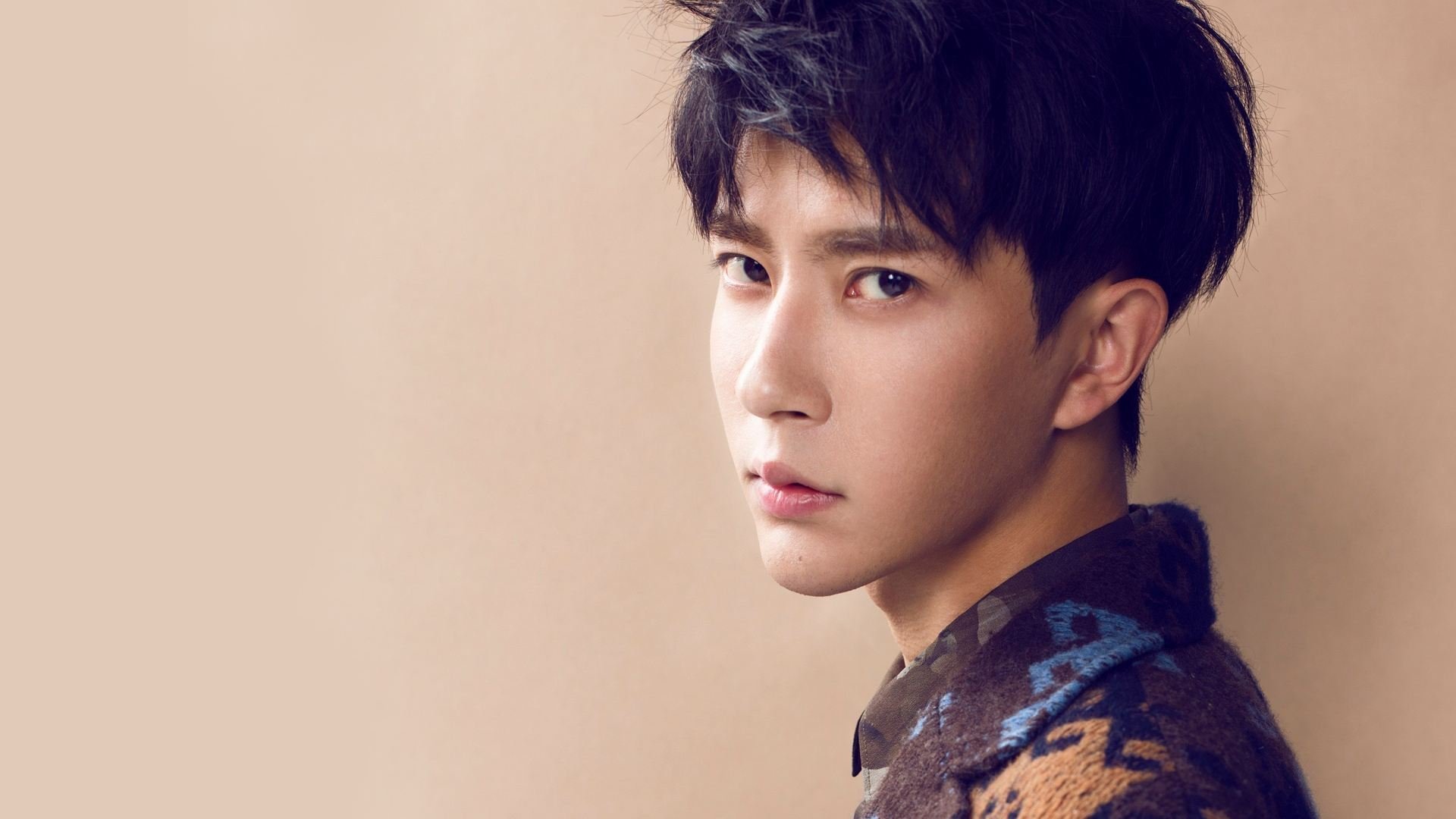 -法甲荣耀战：锐利攻势助球队勇夺冠军